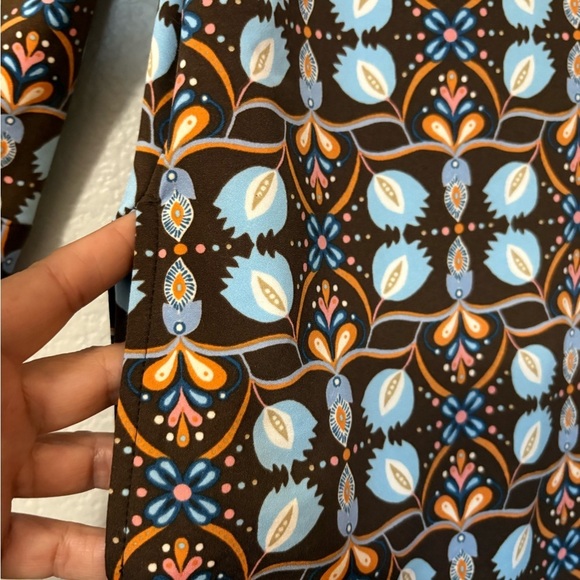 J. McLaughlin Berlin Dress in Atlas Tile. Very Cute Brown, Pastel Blue, Orange. - Picture 3 of 13